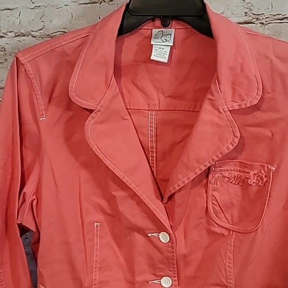 Fashion Bug Super cute spring stretch lightweight jacket 😍 ✨️ - Picture 2 of 9